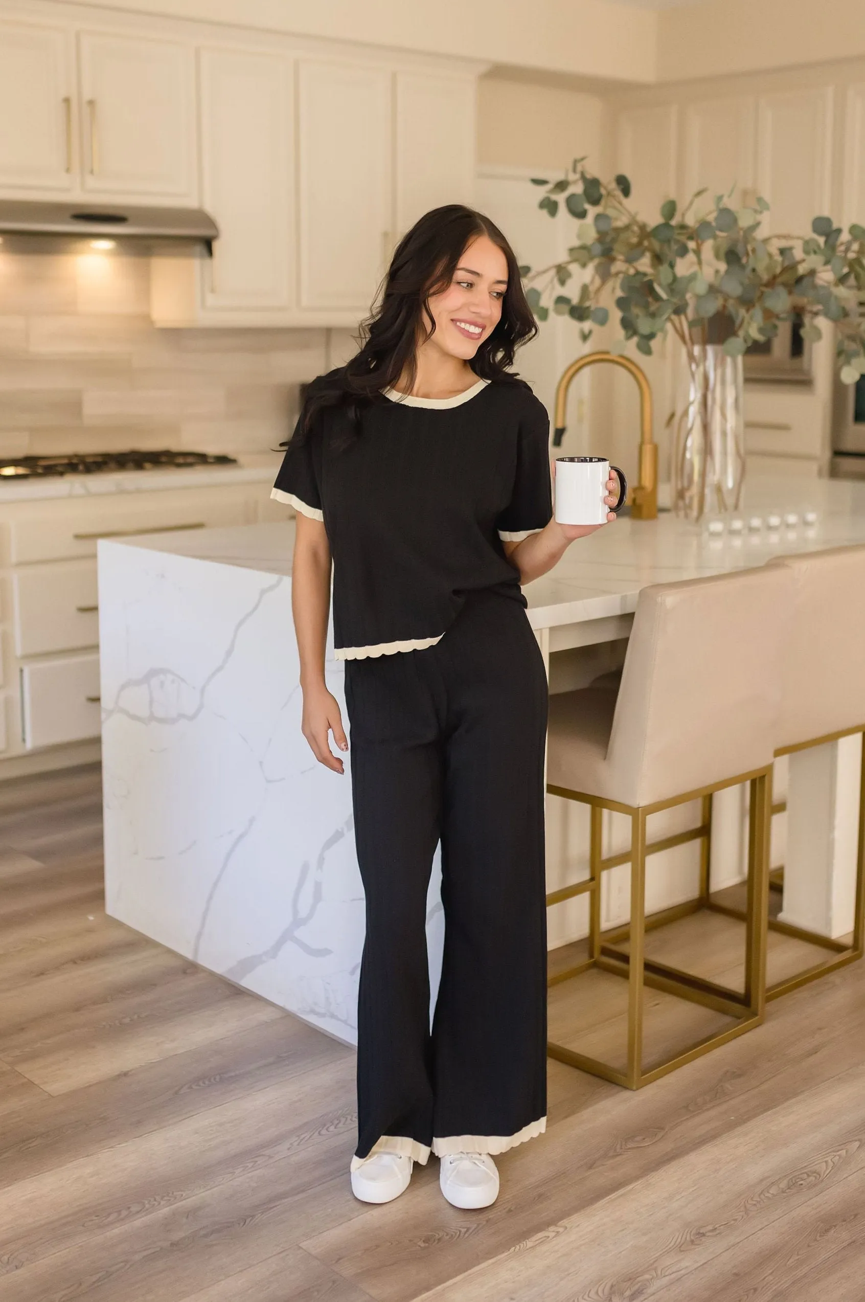 Belle Short Sleeve Ribbed Sweater Top And Pants Set Black