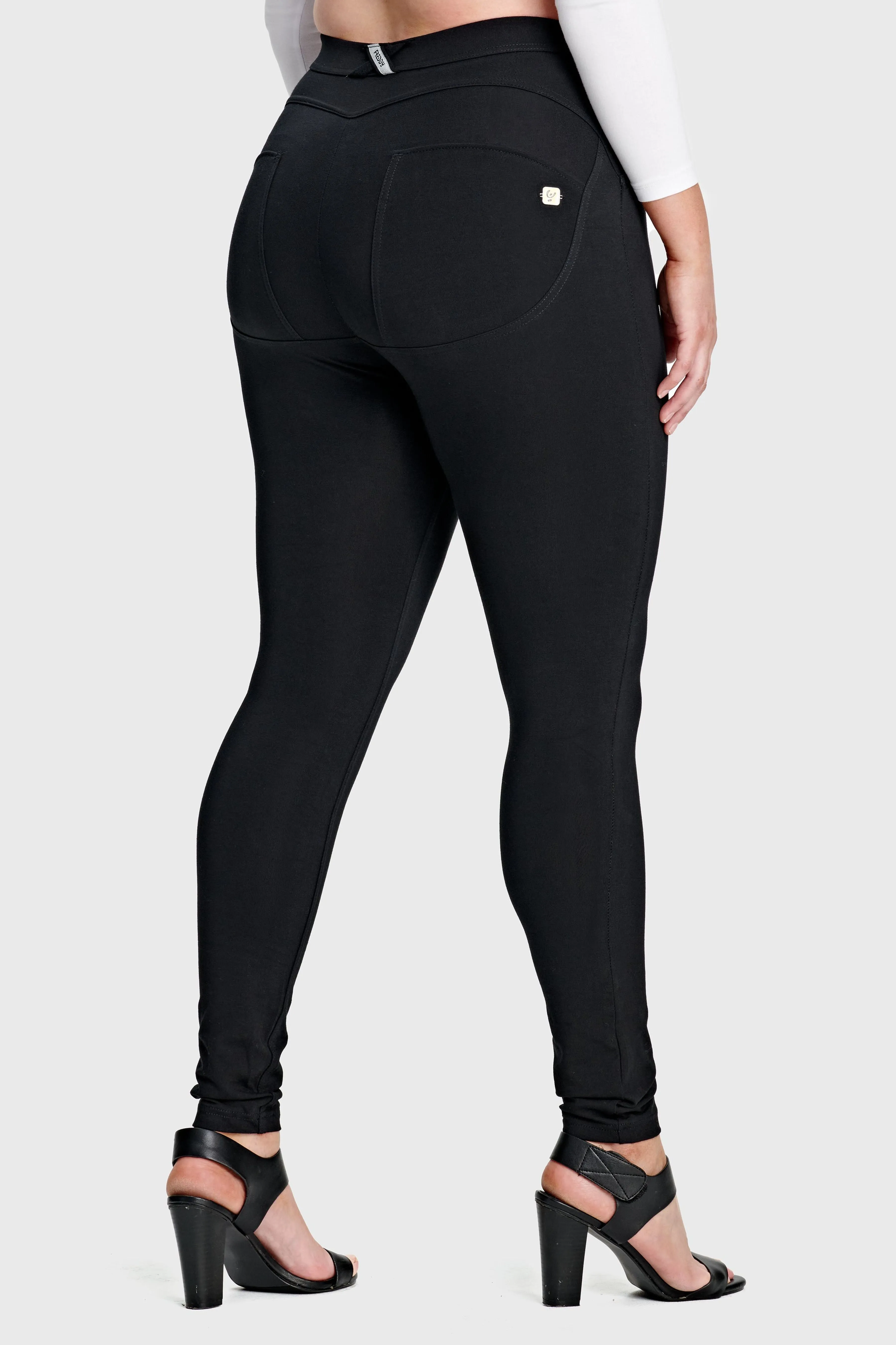 Black Cotton Curvy Hourglass Fit Mid Rise Full Length