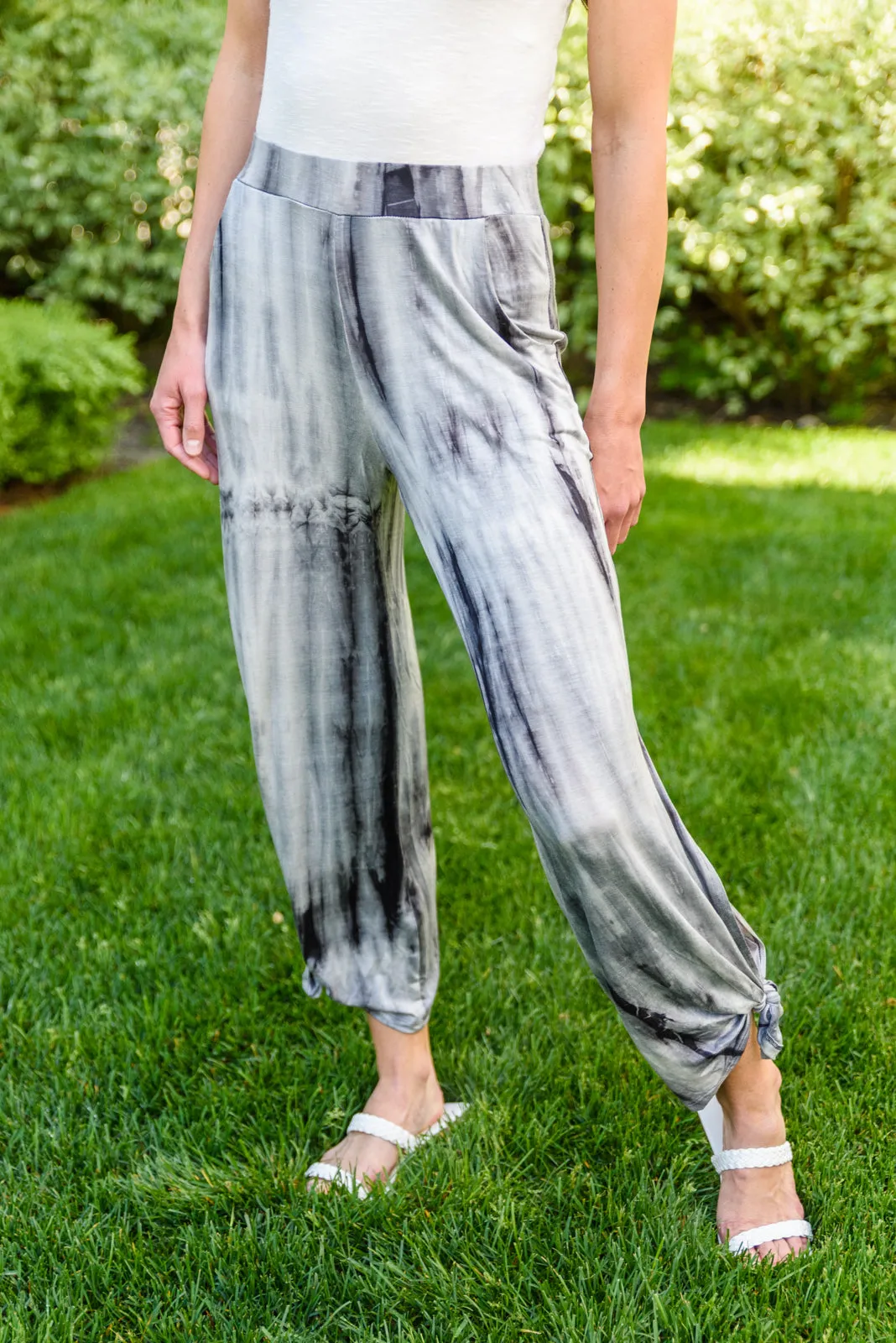 First Class Vacation Pants In Tie Dye