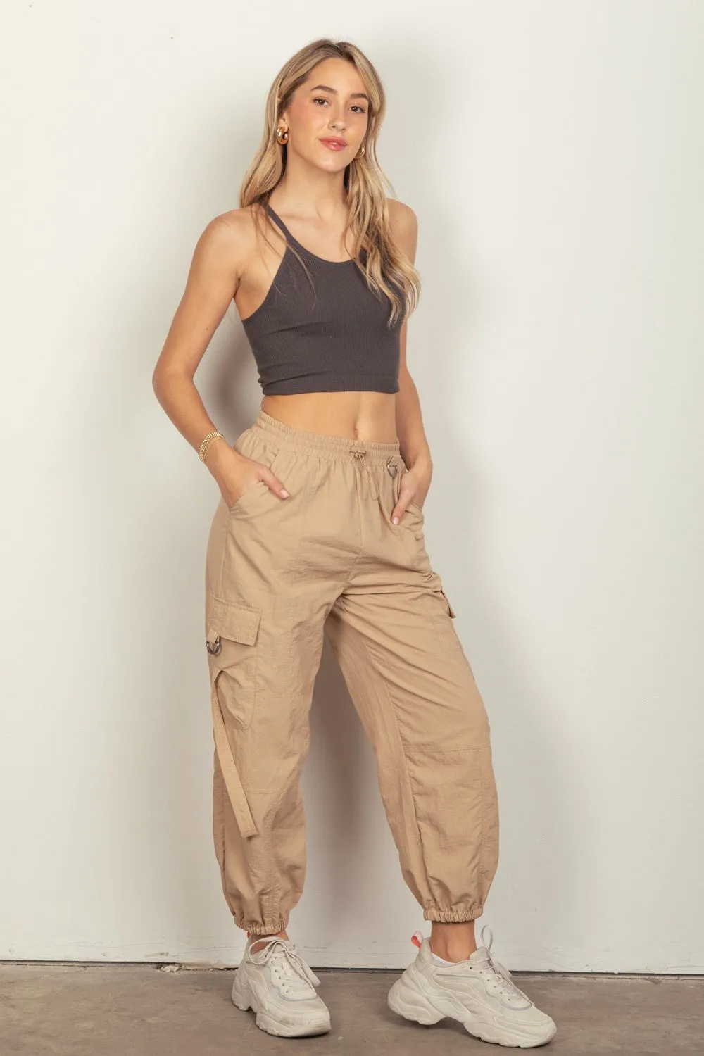 Hot Girl Elastic Waist Woven Cargo Pants In Khaki