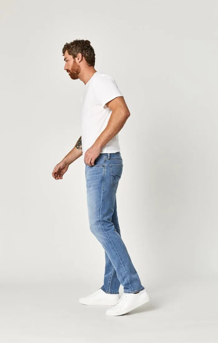 JAKE SLIM LEG IN LT INDIGO WILLAMSBURG