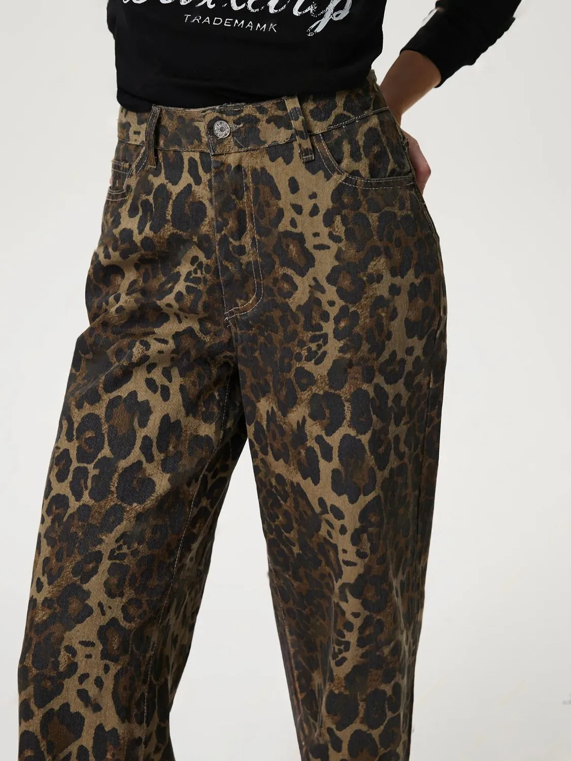 kesley Leopard Straight Jeans with Pockets