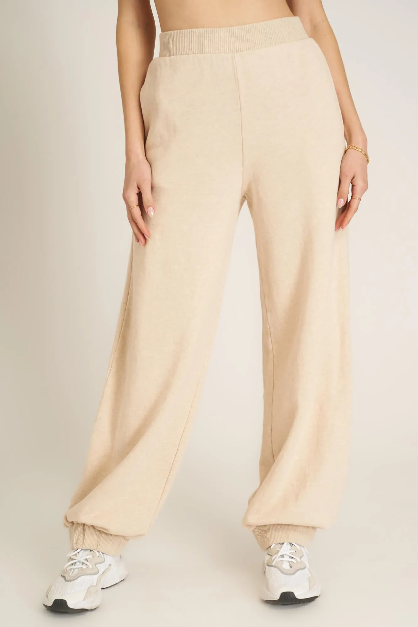 Warming Up Fleece Jogger - Mother of Pearl